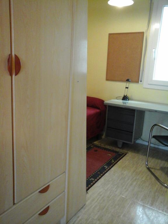 Apartament Fira L'Hospitalet de Llobregat Esterno foto